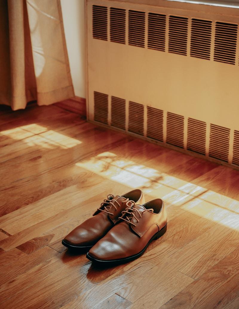 Monk strap